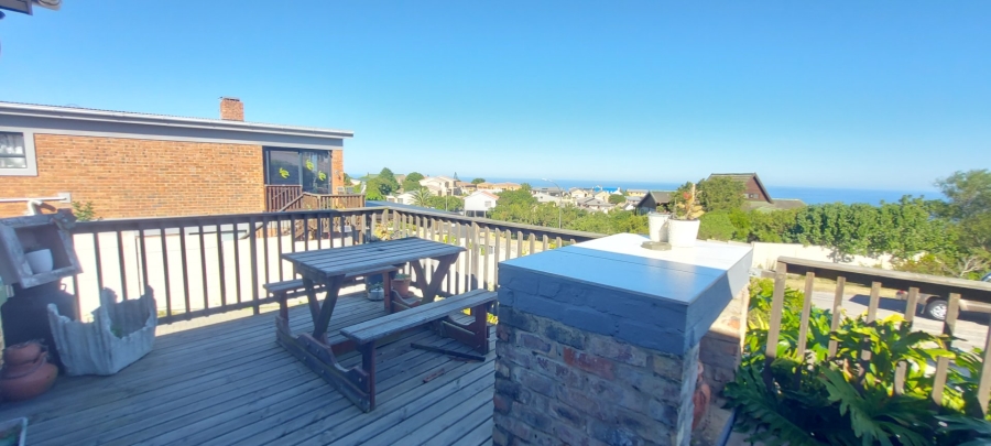 5 Bedroom Property for Sale in Dana Bay Western Cape